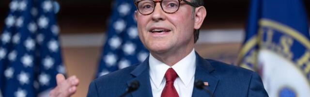 House passes bill to end record shutdown with 222-209 vote