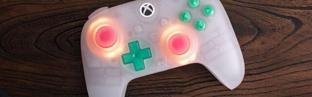 8BitDo’s new mini Xbox controller fits gamers with smaller hands