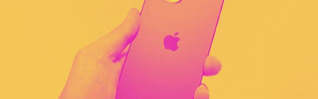 Screenshot-reading malware cracks iPhone security for the first time