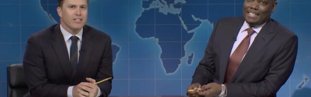Colin Jost and Michael Che swap Weekend Update jokes in SNL season finale