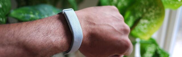 The first Fitbit Air update could fix a major frustration — but Google has shut off a workaround for avoiding the new Google Health app