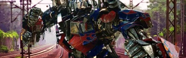 Watch this giant Japanese robot fix railways (and pray it doesn’t turn on us)