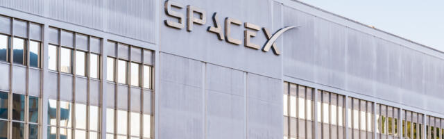 Google is reportedly considering working with SpaceX on orbital data centers