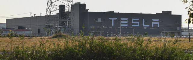 Tesla plans for a new plant in Shanghai