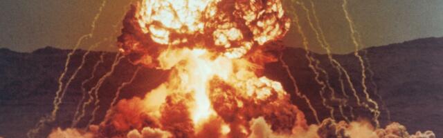 How The US Tested Nuclear Weapons (And Why It Became Too Dangerous To Continue) How The US Tested Nuclear Weapons (And Why It Became Too Dangerous To Continue)