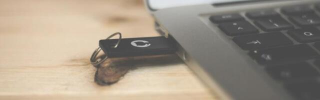 Microsoft found malware that hijacks crypto wallets and spreads through USB sticks