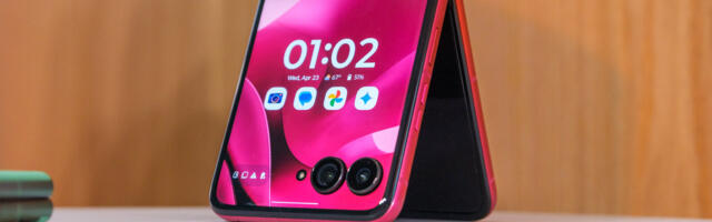 Motorola goes Ultra: Hands on with the expanded Razr 2025 series