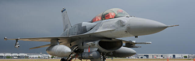 5 Fighter Jets That Can Hold Their Own Against The F-16