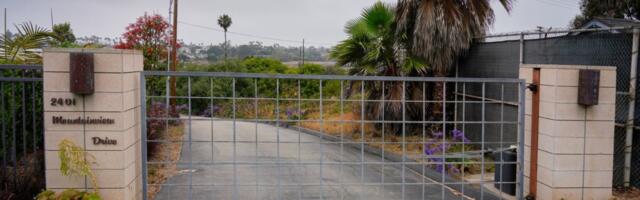 California homeowner ordered to remove private gate to public beach, fined $1.4 million