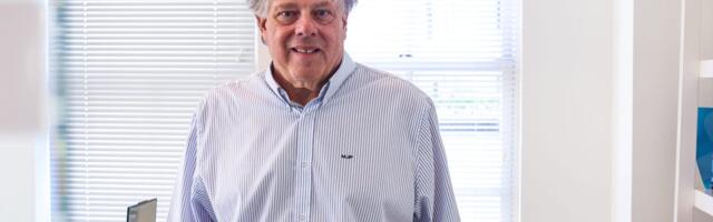 I'm an ex-Clinton strategist turned CEO. I don't micromanage and love Chinese food and brain games — here's a day in my life.