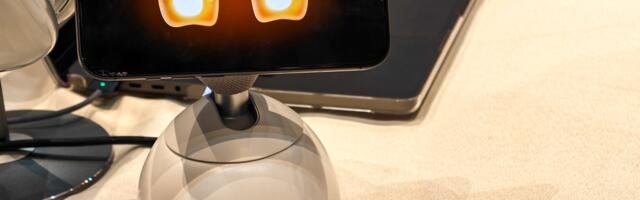 This desktop charger turns your iPhone into a robotic AI assistant