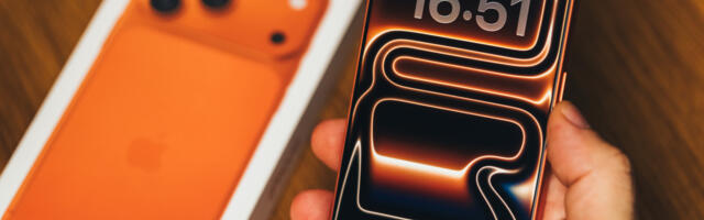 The iPhone 17 Pro's Wallpaper Is Actually More Than Just An Abstract Design