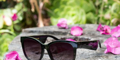 Bose’s music-playing sunglasses are back