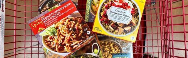 I'm a dietitian with over 14 years of experience. Here are 9 frozen meals I buy at Trader Joe's for easy lunches.