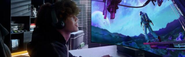 Samsung's Massive Curved 55-Inch Gaming Monitor Gets a $3000 Refresh