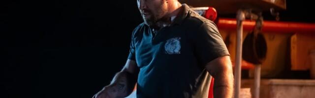 Dangerous Animals review: Jai Courtney goes sublimely savage as a shark-centric serial killer