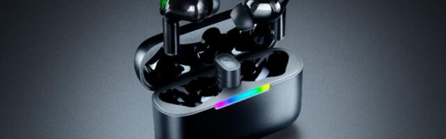 Razer’s new Hammerhead V3 HyperSpeed earbuds rise above slow Bluetooth hassles