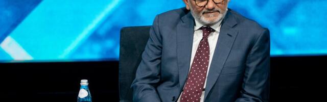 Adobe CEO’s Departure and Enterprise Software Stress