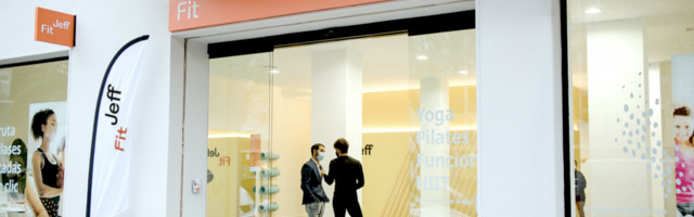 The startup that launched 2,000 businesses: Jeff raises $21m for US launch