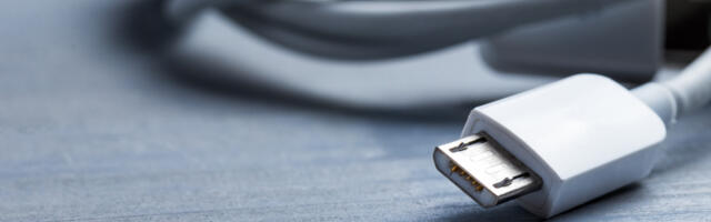 Why Some New Gadgets Still Have Micro USB (And Why You Probably Shouldn't Buy Them)
