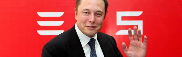 Elon Musk just spent $1 billion on Tesla shares. He'll have to spend a lot more to ramp up his control.