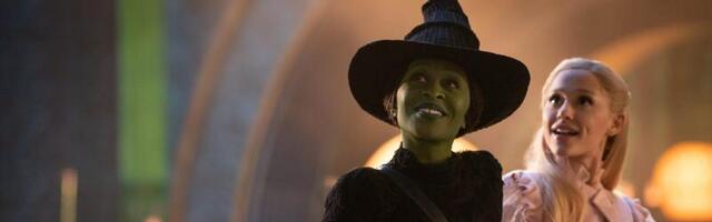 'Wicked' sing-alongs fuel renewed debate on movie etiquette: '9/10 movie but 1/10 audience'