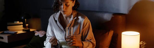 Doctors are frantically warning people to STOP doing this one thing before bed – it’s linked to early cognitive decline