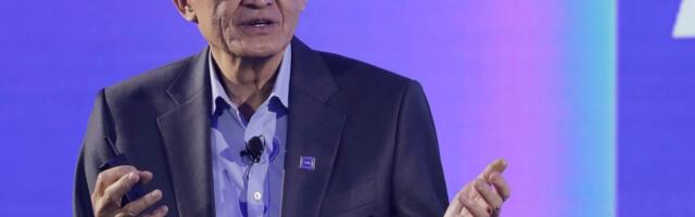 Trump administration in talks to take a 10% stake in Intel