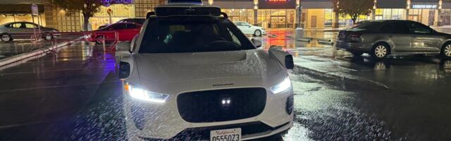 Uber's CEO thinks robotaxis will displace drivers in 10 to 15 years and create 'a big, big societal question'