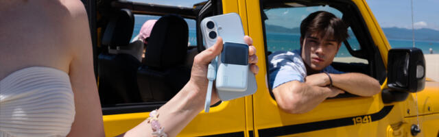 The INIU Pocket Rocket P50 is the smallest 10,000mAh fast-charging power bank you can buy