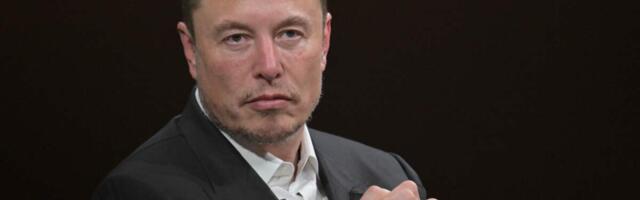 Dont buy the Roadster if safety is your goal, says Elon Musk