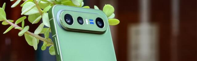 vivo X300 FE India-exclusive Urban Olive hands-on