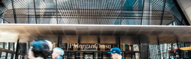 JPMorgan backs U.S. crypto bill but warns of risks in digital asset framework