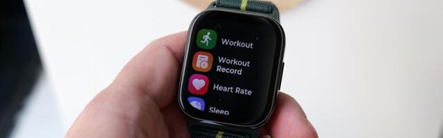 Motorola introduces the no-frills Moto Watch Fit
