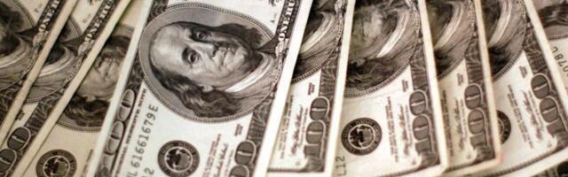 A financial expert's decade-by-decade guide to saving enough to retire comfortably in your 60s