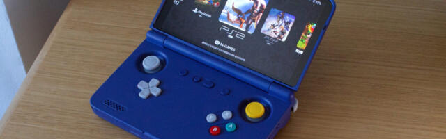 Soulja Boy is selling the Retroid Pocket Flip 2 as his own gaming handheld