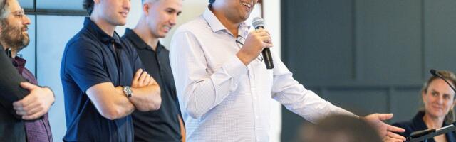 Agents Learn to Haggle Prices with Software Vendors