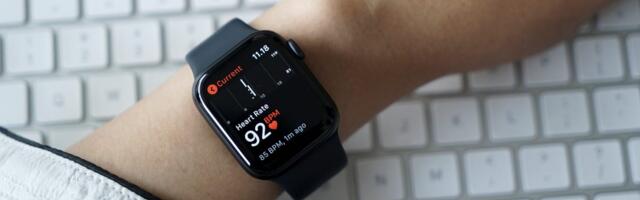 9 Apple Watch Health Features That Fly Under the Radar, According to a Doctor at Apple