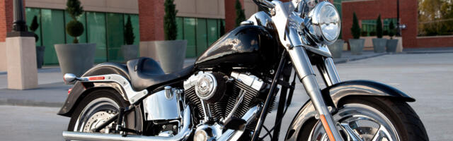 How To Clean A Harley-Davidson Fat Boy Air Filter (And When You Should Replace It, Instead)