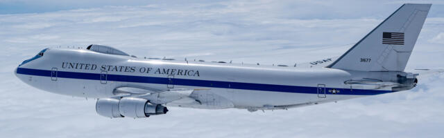 Here's Why The Boeing E4 Doomsday Plane Has That Weird-Looking Hump On Top