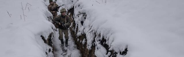 Power banks, body warmers, and antifreeze: Ukrainian troops tell us how they survive deep winter out in the trenches