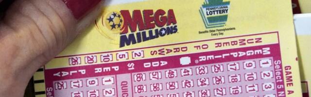 $820 million Mega Millions jackpot is the 8th largest in the US