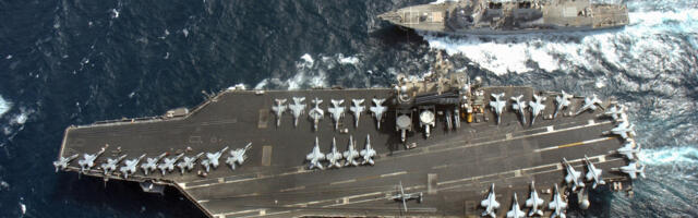 How Many Marines And Sailors Can A US Aircraft Carrier Hold?