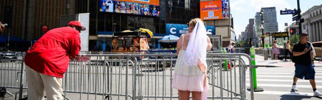 It's a cruel summer heatwave: Taylor Swift and Travis Kelce wedding attracts small crowds as NYC temps spike