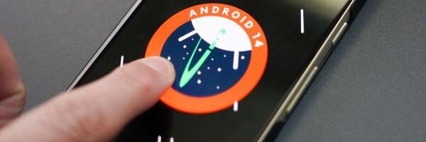 Android 14 Gets a Space-Themed Easter Egg Game