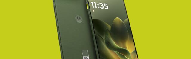 Motorola has a super-thin Air phone too