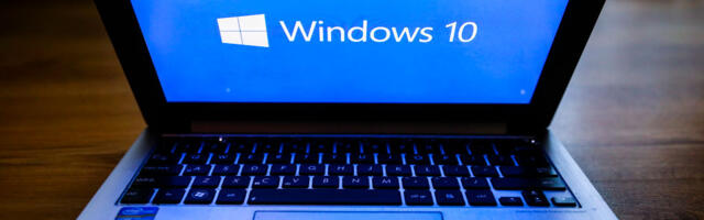 Windows 10 support is ending — but End of 10 wants you to switch to Linux