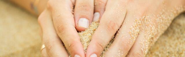 Humans Can Detect Buried Objects Without Touching Them, Study Finds