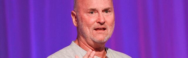 Former Airbnb executive says this is how you manage a founder in founder mode
