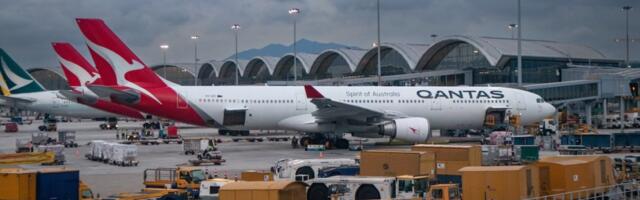 Hong Kong Grounds Flights for 36 Hours Over Super Typhoon Threat